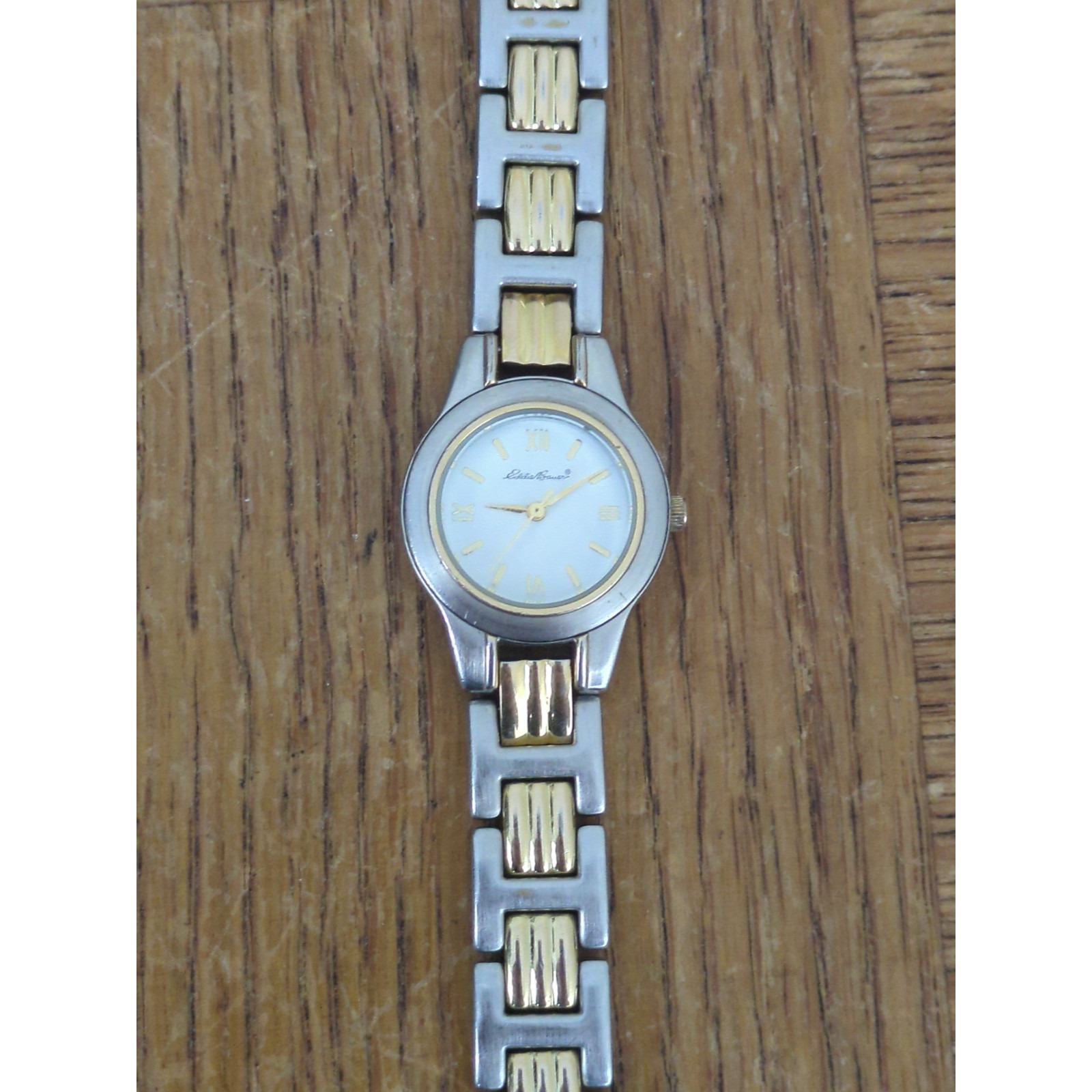 Eddie Bauer Watch Women Silver Gold Stainless Steel New Battery Quartz 26mm Case